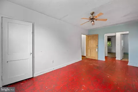 Bedroom - 4140 6th St, Baltimore, MD 21225 photo 7 of 11