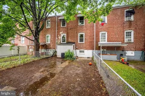 Exterior - 4140 6th St, Baltimore, MD 21225 photo 2 of 4
