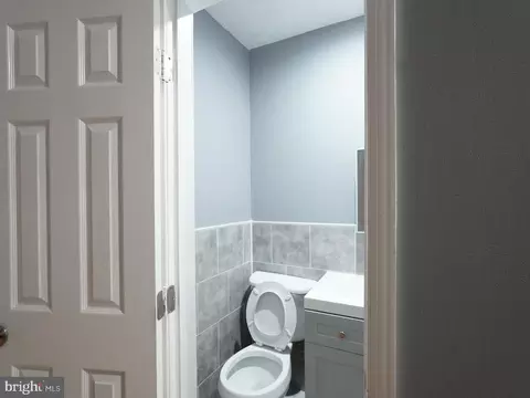 Entry Way - 2410 Frederick Ave, Baltimore, MD 21223 photo 3 of 11