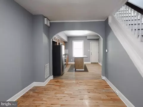 Entry Way - 2410 Frederick Ave, Baltimore, MD 21223 photo 4 of 11