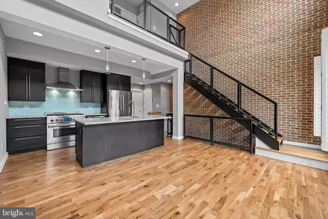 Entry Way - 705 S Durham St, Baltimore, MD 21231 photo 1 of 3