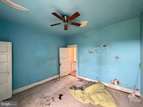 Bedroom - 3833 Beehler Ave, Baltimore, MD 21215 photo 3 of 3