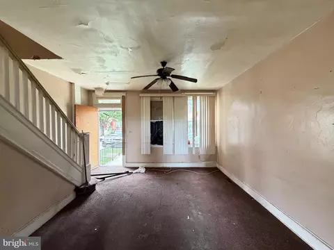 Living - 3833 Beehler Ave, Baltimore, MD 21215 photo 1 of 2