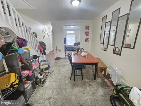 Entry Way - 637 E 29th St, Baltimore, MD 21218 photo 3 of 6