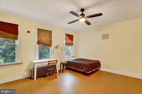 Bedroom - 316 E 26th St, Baltimore, MD 21218 photo 3 of 4