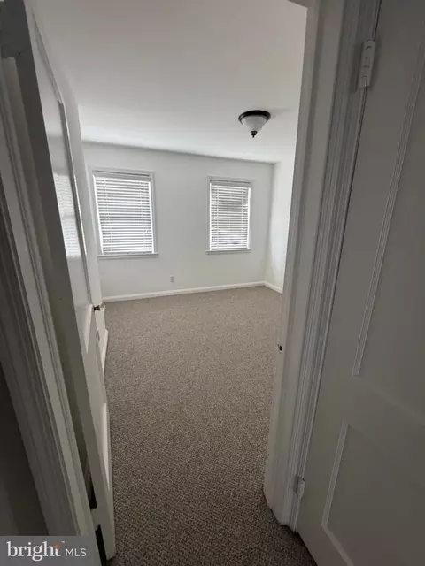 Entry Way - 6924 Conley St, Baltimore, MD 21224 photo 6 of 7