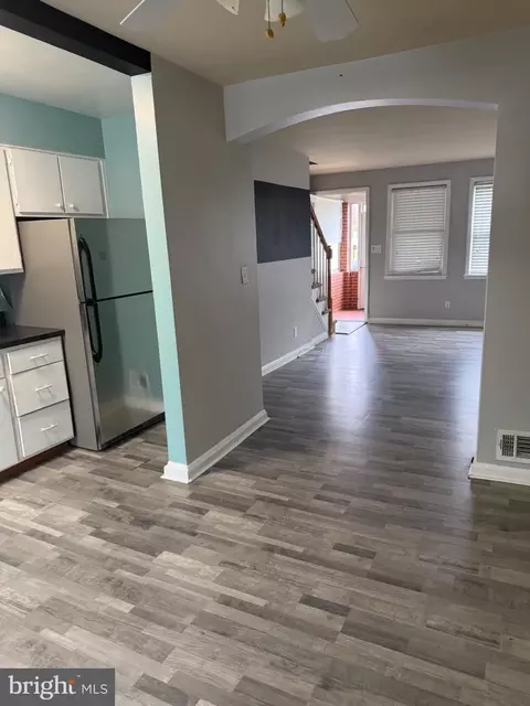 Entry Way - 6924 Conley St, Baltimore, MD 21224 photo 4 of 7