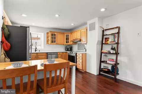 Kitchen - 3200 E Lombard St, Baltimore, MD 21224 photo 4 of 7