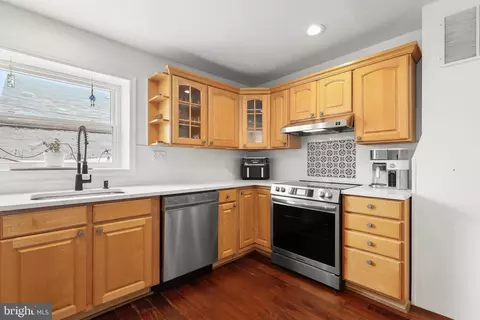 Kitchen - 3200 E Lombard St, Baltimore, MD 21224 photo 7 of 7