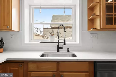 Kitchen - 3200 E Lombard St, Baltimore, MD 21224 photo 6 of 7