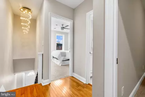 Entry Way - 145 N Monastery Ave, Baltimore, MD 21229 photo 4 of 12