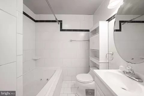 Bath - 3527 Falls Rd, Baltimore, MD 21211 photo 1 of 3