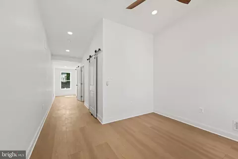 Entry Way - 126 N Mount St, Baltimore, MD 21223 photo 11 of 13