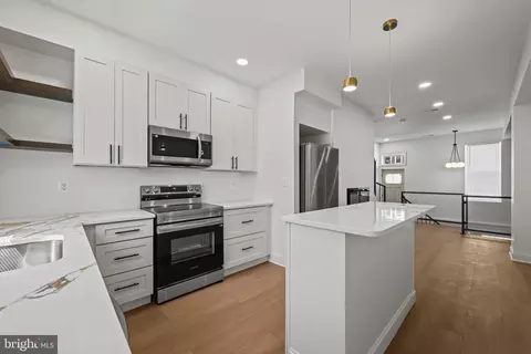 126 N Mount St, Baltimore, MD 21223