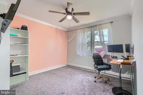 Bedroom - 821 Wicklow Rd, Baltimore, MD 21229 photo 5 of 5