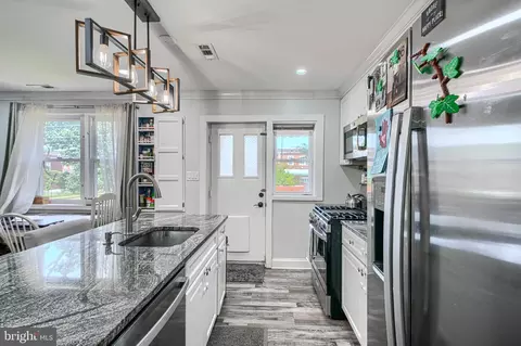 Kitchen - 821 Wicklow Rd, Baltimore, MD 21229 photo 4 of 4