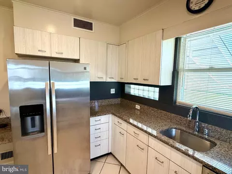 Kitchen - 6318 Winner Ave, Baltimore, MD 21215 photo 7 of 8