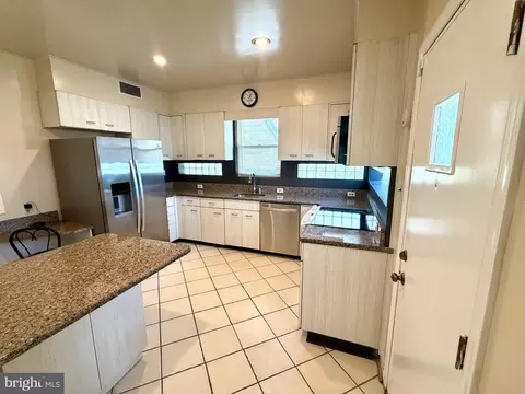 Kitchen - 6318 Winner Ave, Baltimore, MD 21215 photo 2 of 8