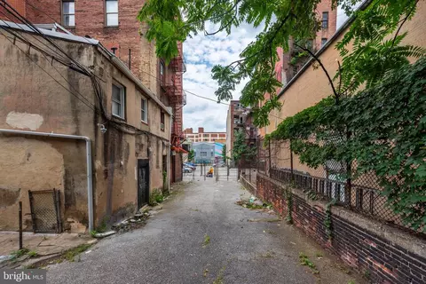 311 Tyson St, Baltimore, MD 21201 photo 3