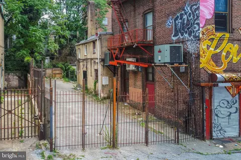 311 Tyson St, Baltimore, MD 21201 photo 5
