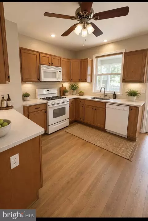 1215 Carroll St, Baltimore, MD 21230 photo 4