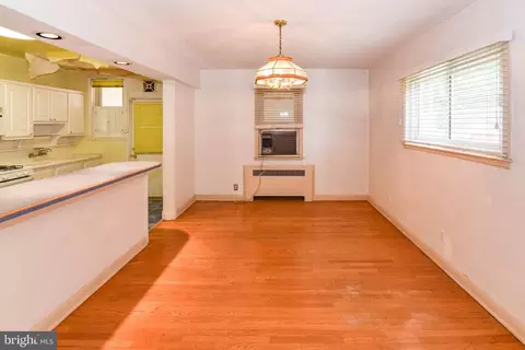 Living - 4639 Harcourt Rd, Baltimore, MD 21214 photo 5 of 5