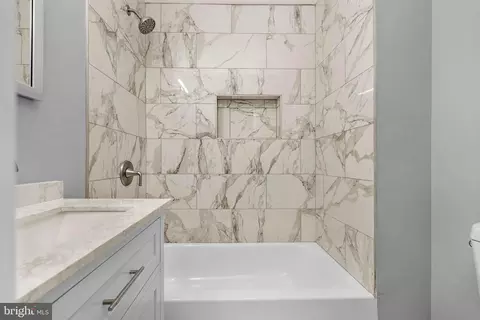 Bath - 1518 N Wolfe St, Baltimore, MD 21213 photo 4 of 7