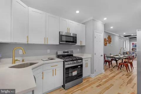 Kitchen - 1518 N Wolfe St, Baltimore, MD 21213 photo 2 of 3