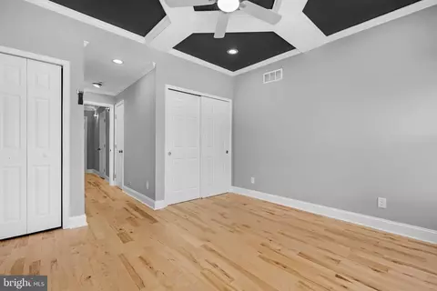 Entry Way - 1518 N Wolfe St, Baltimore, MD 21213 photo 8 of 10