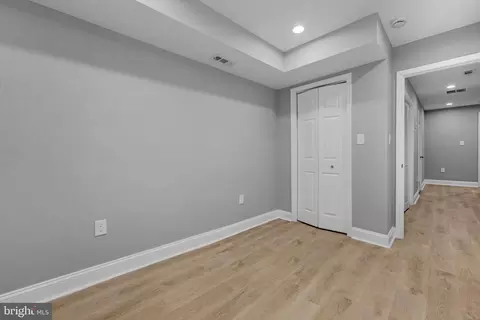 Entry Way - 1518 N Wolfe St, Baltimore, MD 21213 photo 10 of 10