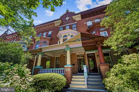 2812 Saint Paul St, Baltimore, MD 21218
