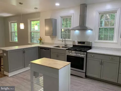 Kitchen - 4620 Harcourt Rd, Baltimore, MD 21214 photo 3 of 3