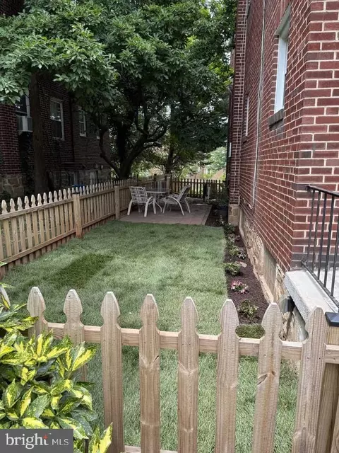 Exterior - 4620 Harcourt Rd, Baltimore, MD 21214 photo 3 of 4