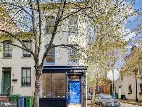 Exterior - 211 Penn St, Baltimore, MD 21230 photo 4 of 5