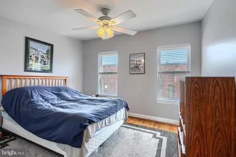 Bedroom - 110 E Randall St E, Baltimore, MD 21230 photo 3 of 7