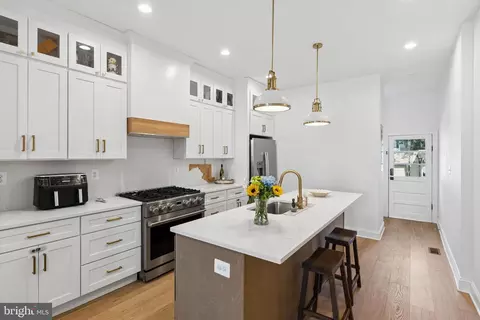 Kitchen - 1353 Hull St, Baltimore, MD 21230 photo 1 of 4