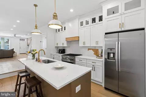 Kitchen - 1353 Hull St, Baltimore, MD 21230 photo 3 of 4