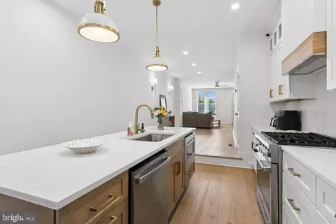 Kitchen - 1353 Hull St, Baltimore, MD 21230 photo 4 of 4