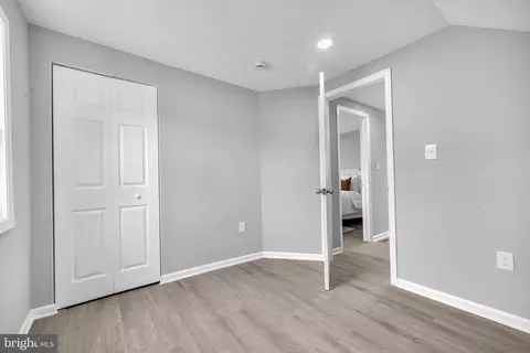 Entry Way - 6016 Sefton Ave, Baltimore, MD 21214 photo 16 of 16