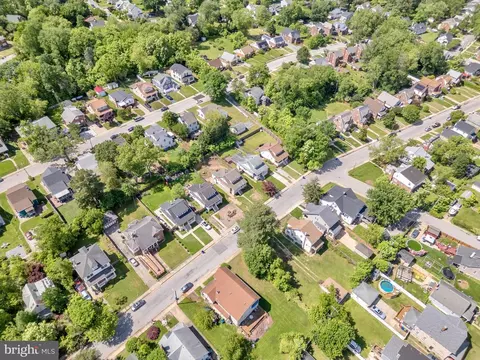 View/Area - 6016 Sefton Ave, Baltimore, MD 21214 photo 3 of 3