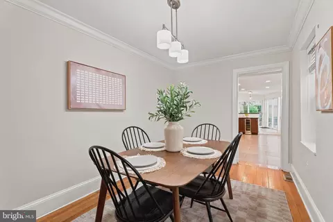 Dining - 103 E Cross St E, Baltimore, MD 21230 photo 3 of 3