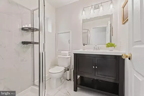 Bath - 103 E Cross St E, Baltimore, MD 21230 photo 2 of 2