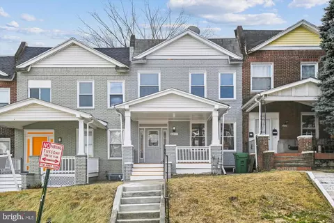 Exterior - 2917 Baker St, Baltimore, MD 21216 photo 2 of 3