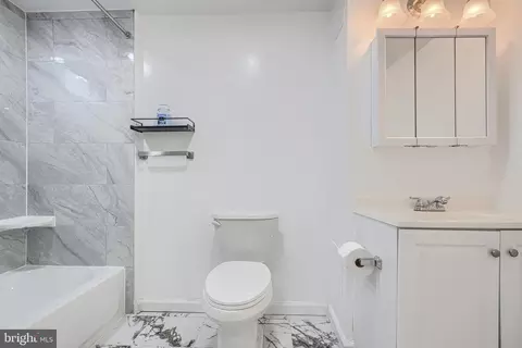 Bath - 5709 Key Ave, Baltimore, MD 21215 photo 5 of 7