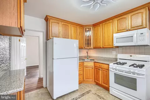 Kitchen - 5709 Key Ave, Baltimore, MD 21215 photo 3 of 5
