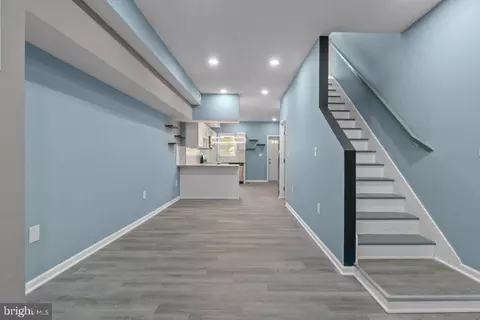 Entry Way - 3109 Sumter Ave, Baltimore, MD 21215 photo 4 of 17