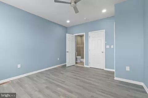 Entry Way - 3109 Sumter Ave, Baltimore, MD 21215 photo 15 of 17