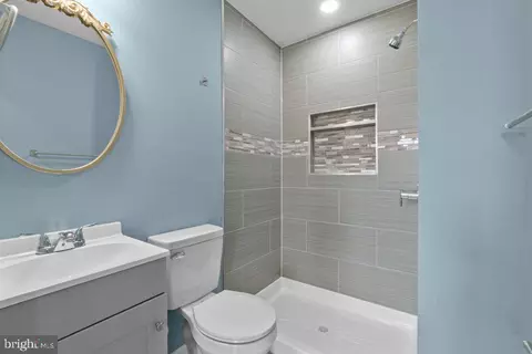 Bath - 3109 Sumter Ave, Baltimore, MD 21215 photo 3 of 3