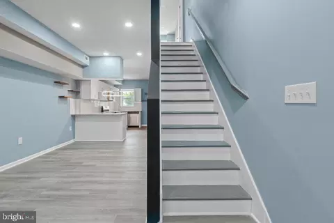 Entry Way - 3109 Sumter Ave, Baltimore, MD 21215 photo 12 of 17