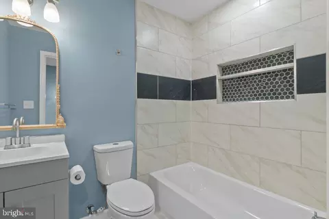 Bath - 3109 Sumter Ave, Baltimore, MD 21215 photo 2 of 3